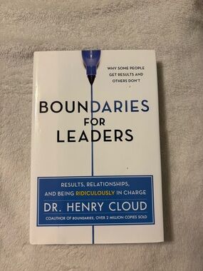 Boundaries for Leaders by Dr. Henry Cloud - White & Blue Hardcover
